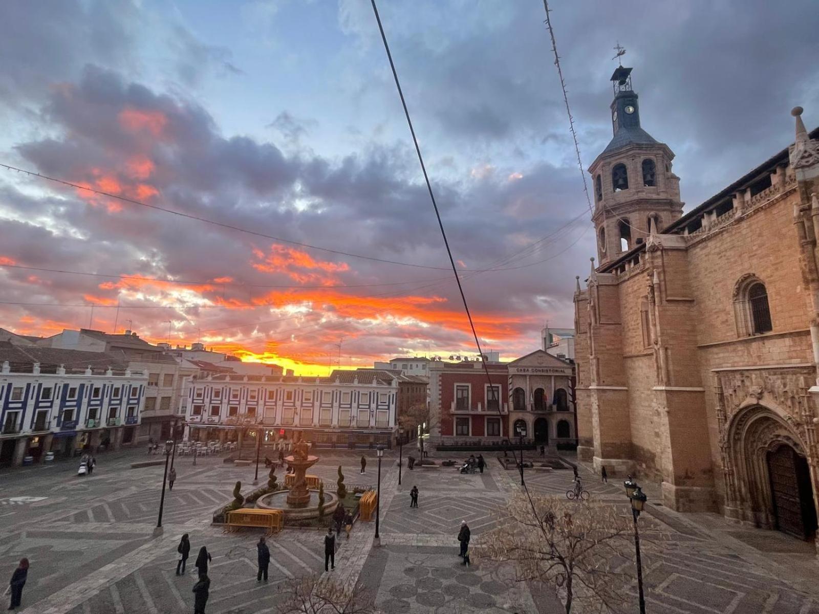 Blanco Y Anil Plaza Leilighet Valdepeñas Eksteriør bilde